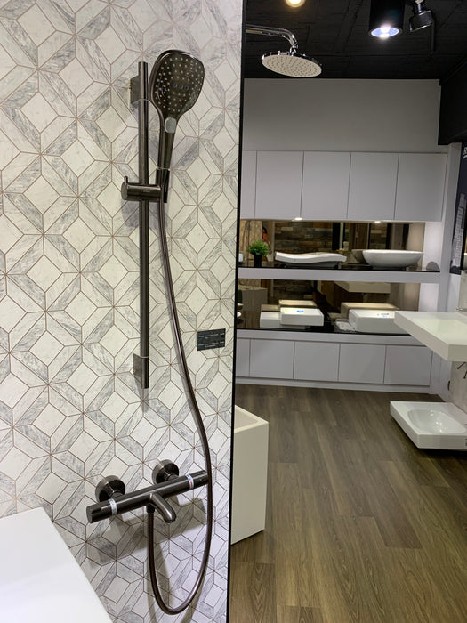 Hansgrohe 黑鉻色恆溫淋浴組｜65cm 浴杆｜雙出水